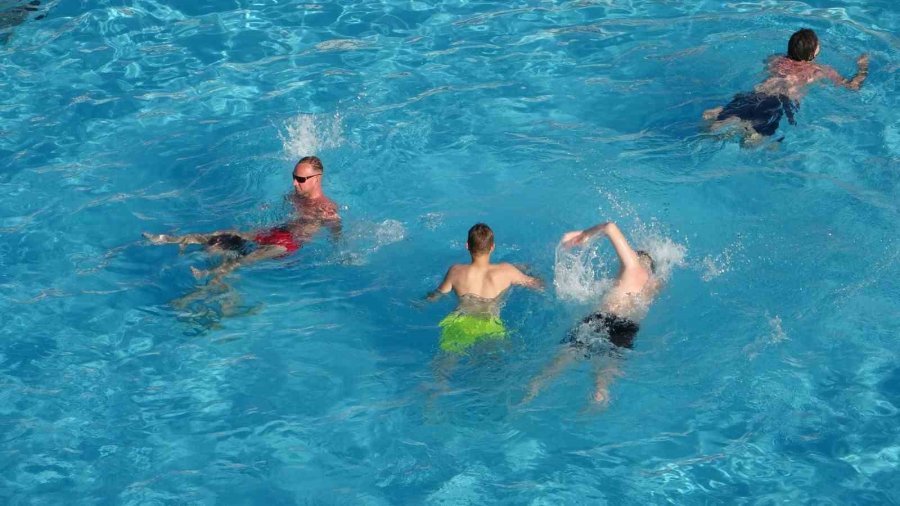 Antalya’da Yaz Sezonu Turizmcilerin Beklentilerini Karşıladı