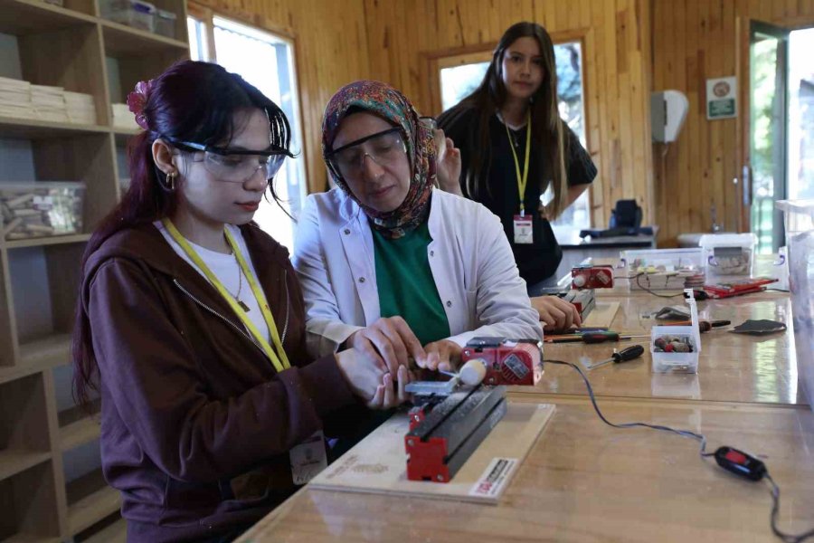 Karatay Tabiat Mektebi, Erasmus Programında Uluslararası Öğrencileri Ağırladı