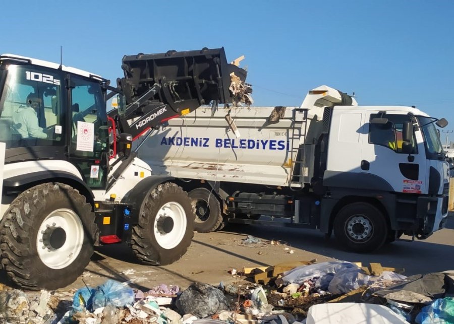 Akdeniz’de Atık Toplama Çalışmaları Hafta Sonu Da Devam Ediyor