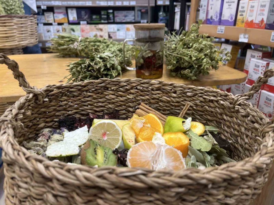 Çöp Diye Atılan Meyve Kabukları Bağışıklık Dostu Olabilir