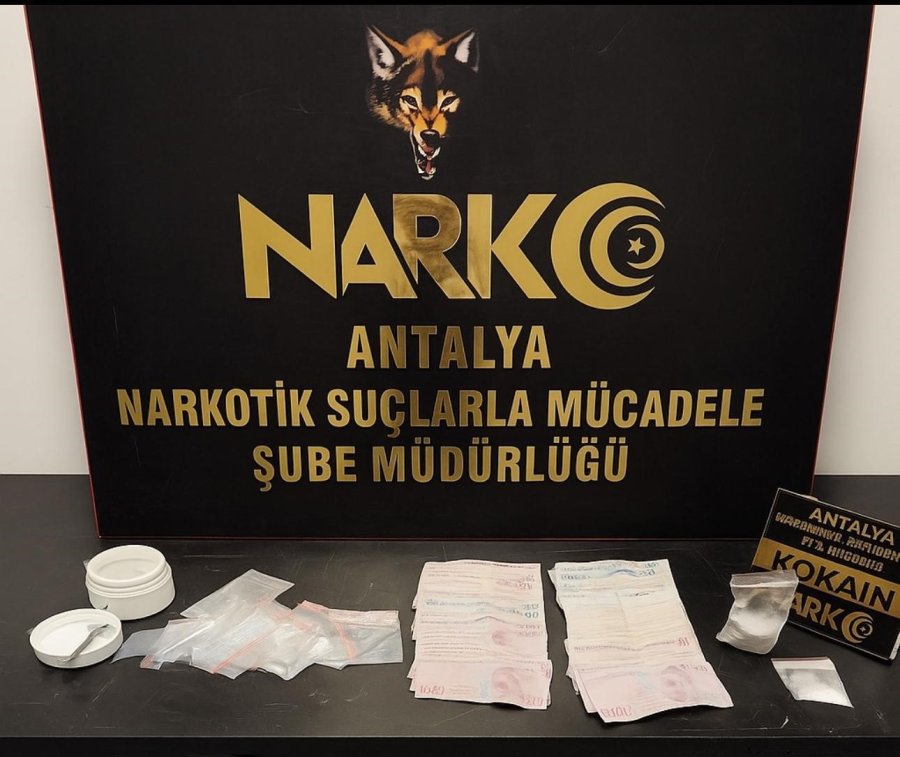 Antalya’da Son 1 Haftada Uyuşturucu Suçundan 19 Kişi Tutuklandı