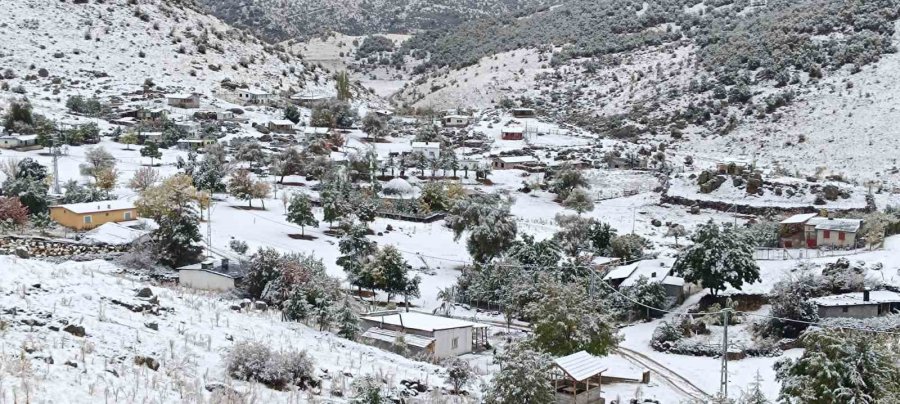 Antalya’nın Yüksek Kesimleri Karla Kaplandı