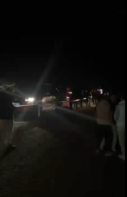 Antalya’da Sokakta Bıçaklandı, Cesedi Sarp Kayalıklarda Bulundu