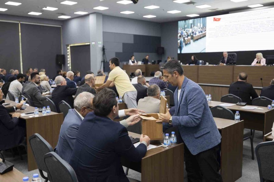 Seçer: "4 Katlı Kavşak Yapacağız"