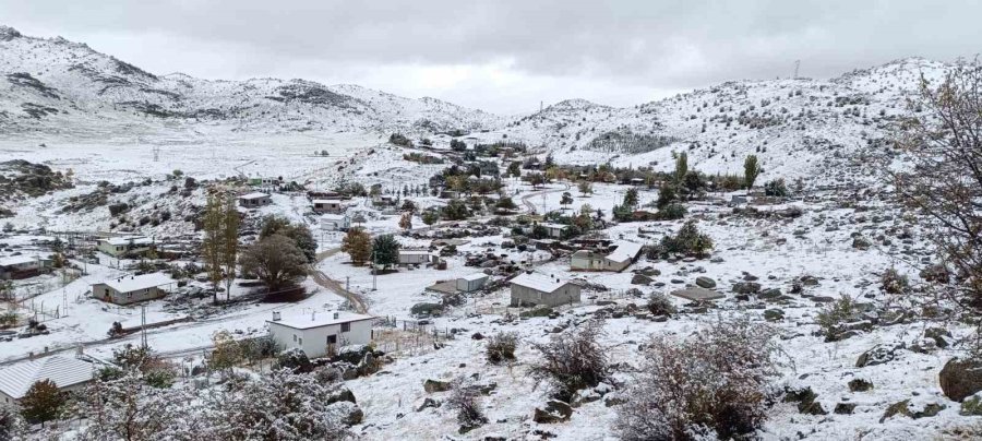 Antalya’nın Yüksek Kesimleri Karla Kaplandı