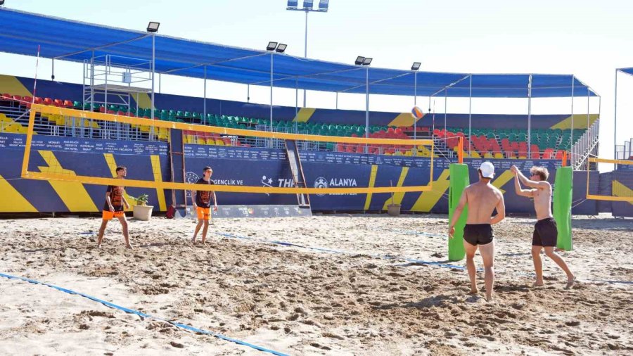 Alanya Uluslararası Plaj Sporları Kış Turizmini Canlandırıyor