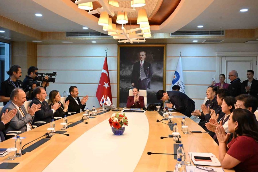 Antalya İle Güney Kore Akıllı Şehircilikte El Sıkıştı