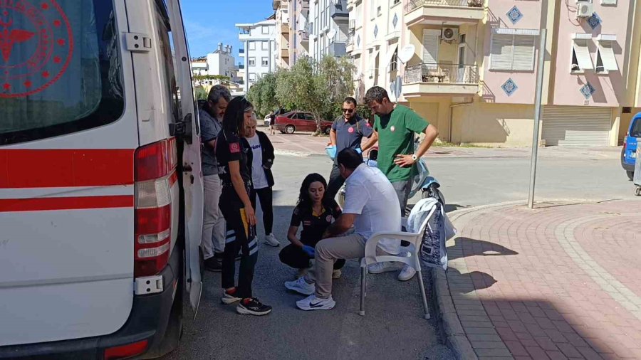 Kazada Yaralanan Motosikletli İlk Yardım Sonrası Hastaneye Gitmek İstemedi