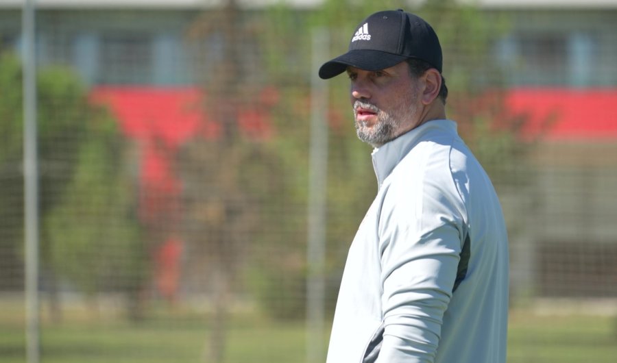 Erol Bulut, Antalyaspor İle İlk Antrenmanına Çıktı