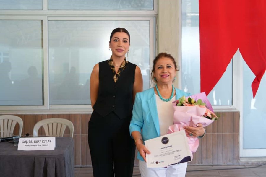 Konyaaltı’nda Çiftçi Kadınlar Buluştu