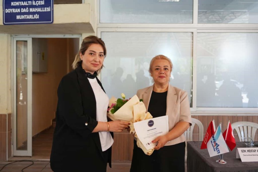 Konyaaltı’nda Çiftçi Kadınlar Buluştu