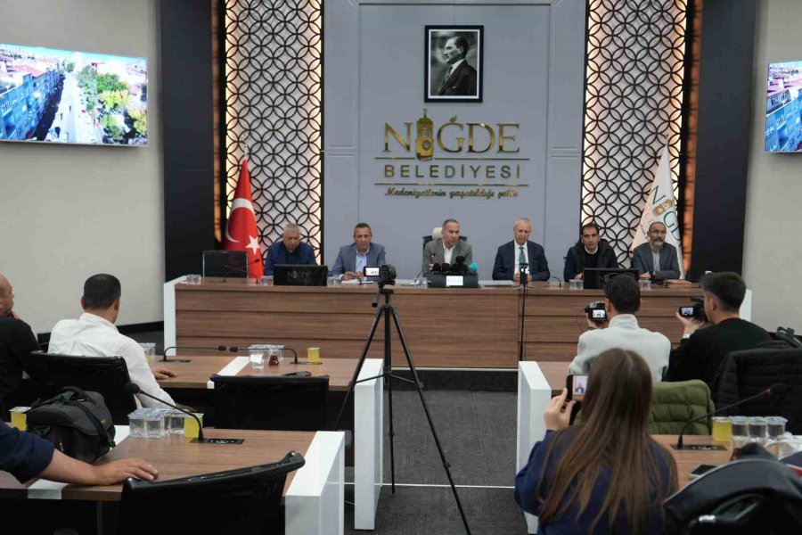 Niğde’de 20 Yıllık Trafik Hayali Gerçek Oldu: Tek Yön Dönemi Başladı