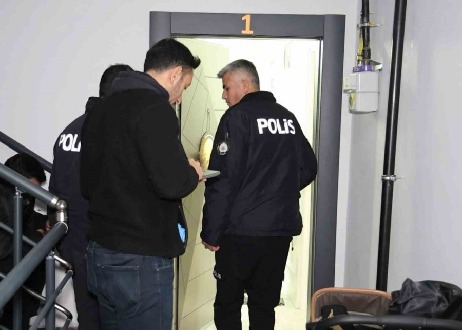 Aksaray’da Karbonmonoksit Faciası: Anne Ve 1 Buçuk Yaşındaki Oğlu Hayatını Kaybetti