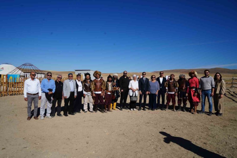 Doğu Türkistan’dan Niğde’ye Uzanan Yol: Altay Köyünde Kazaklar Kültürlerini Yaşatıyor