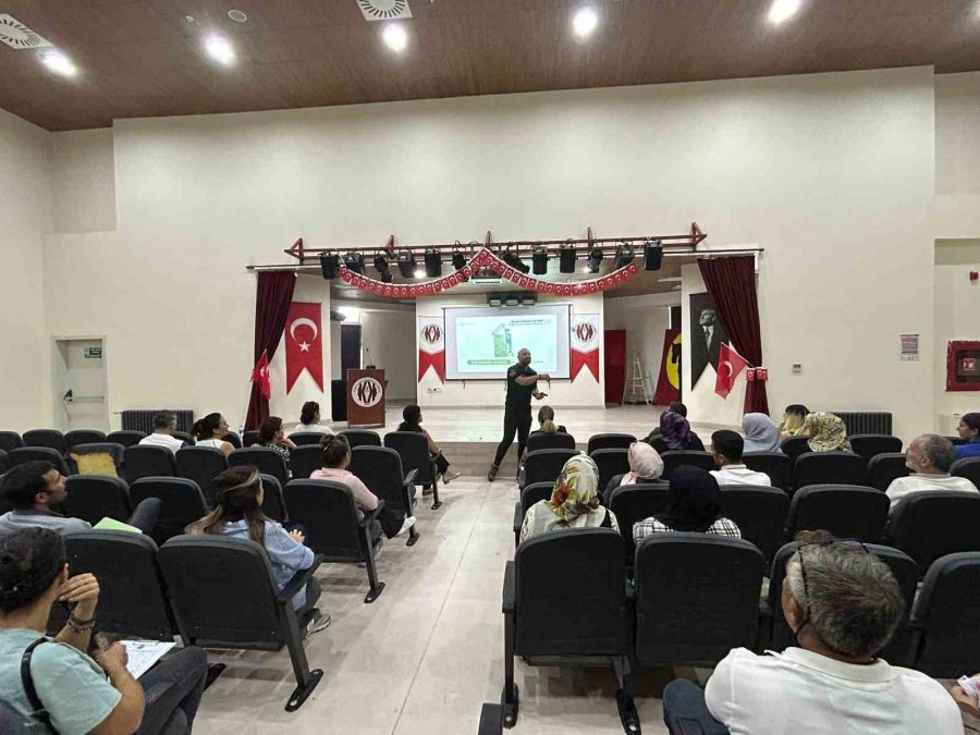 Mersin’de Annelere Madde Bağımlılığıyla Mücadele Eğitimi