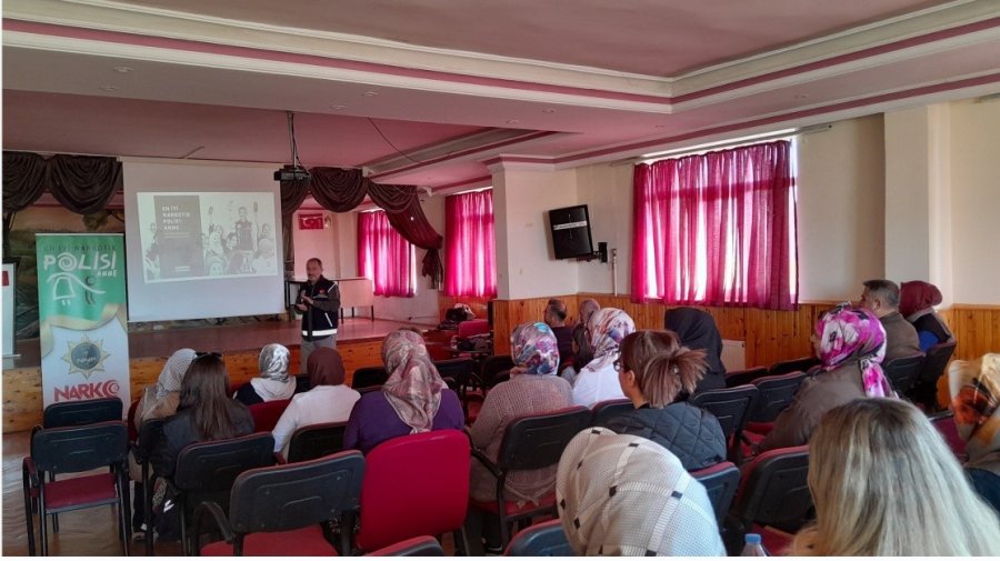 Niğde’de Uyuşturucuyla Mücadele Kapsamında 1719 Vatandaşa Eğitim Verildi
