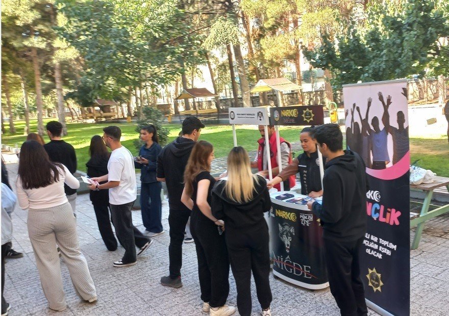 Niğde’de Uyuşturucuyla Mücadele Kapsamında 1719 Vatandaşa Eğitim Verildi