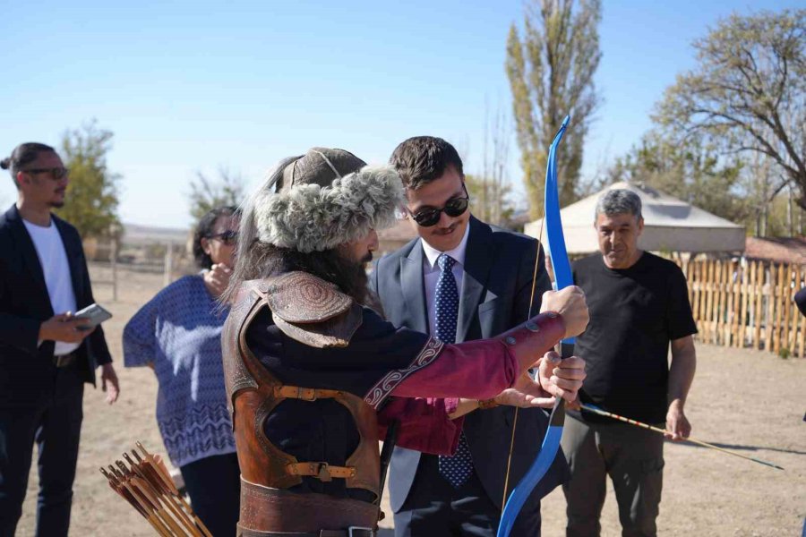 Doğu Türkistan’dan Niğde’ye Uzanan Yol: Altay Köyünde Kazaklar Kültürlerini Yaşatıyor