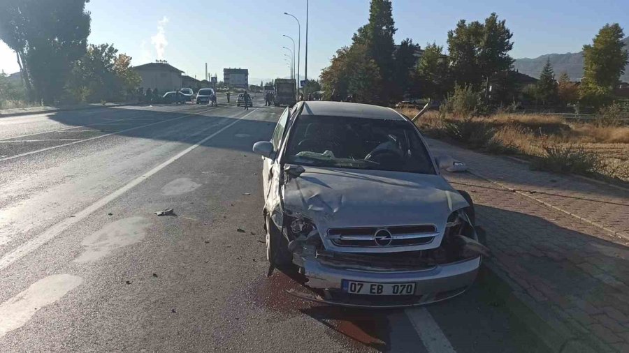 Konya’da Otomobiller Çarpıştı: 1 Yaralı
