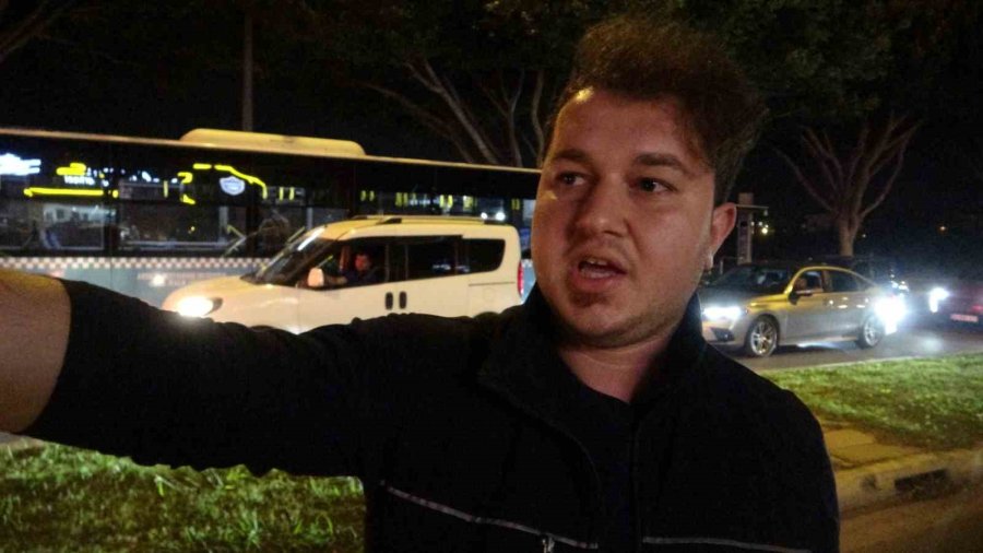 Antalya’da Halk Otobüsünün Çarptığı Yaya Yaralandı