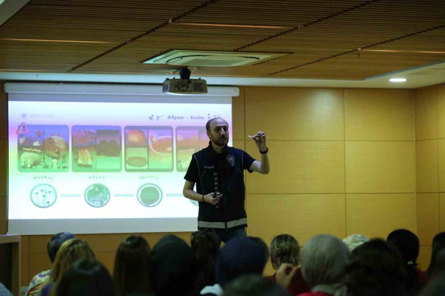 Büyükşehir Personeline Madde Bağımlılığı İle Mücadele Eğitimi