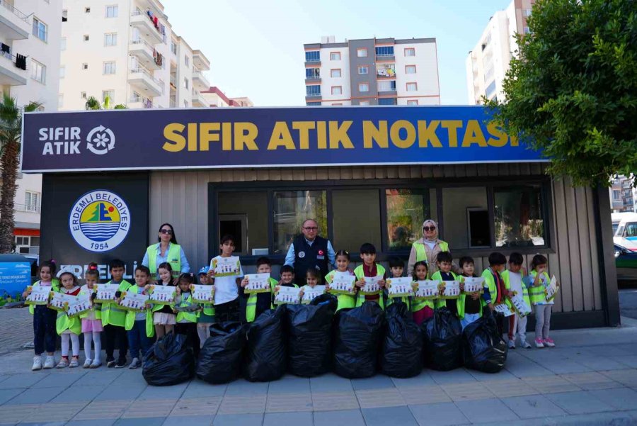 "takipçim Kadar Çöp Topluyorum": Aras Ve Minik Doğa Müfettişleri Görevde