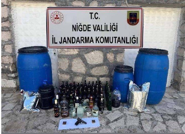 Niğde’de Jandarmadan Kaçak Alkol Operasyonu