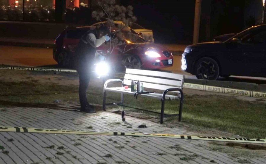 Kavga İçin Molotofkokteyli Hazırlarken Suçüstü Yakalandılar