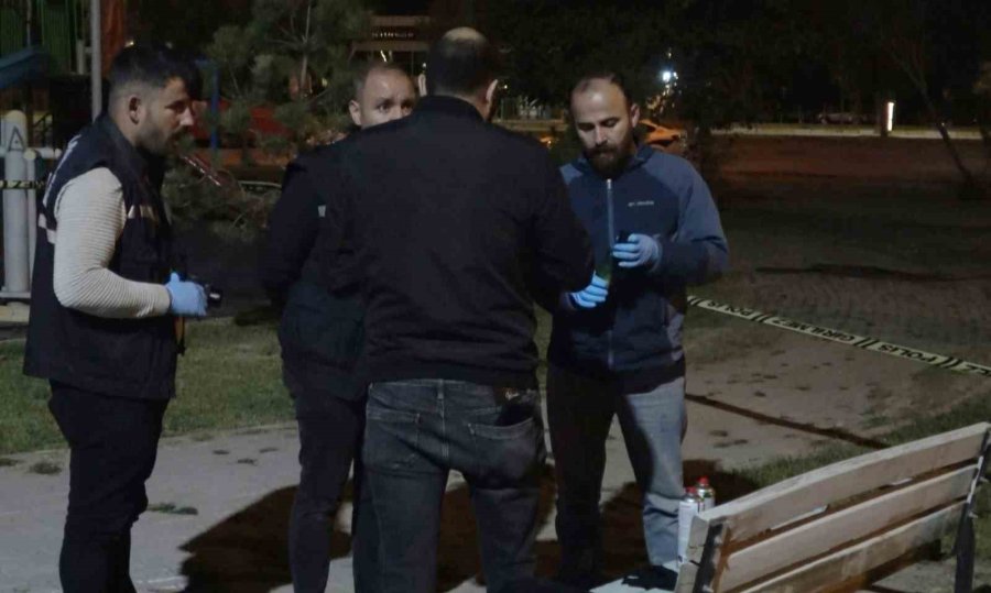 Kavga İçin Molotofkokteyli Hazırlarken Suçüstü Yakalandılar