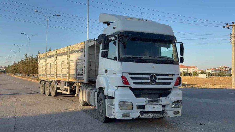 Aksaray’da Otomobil İle Tır Çarpıştı: 1 Yaralı