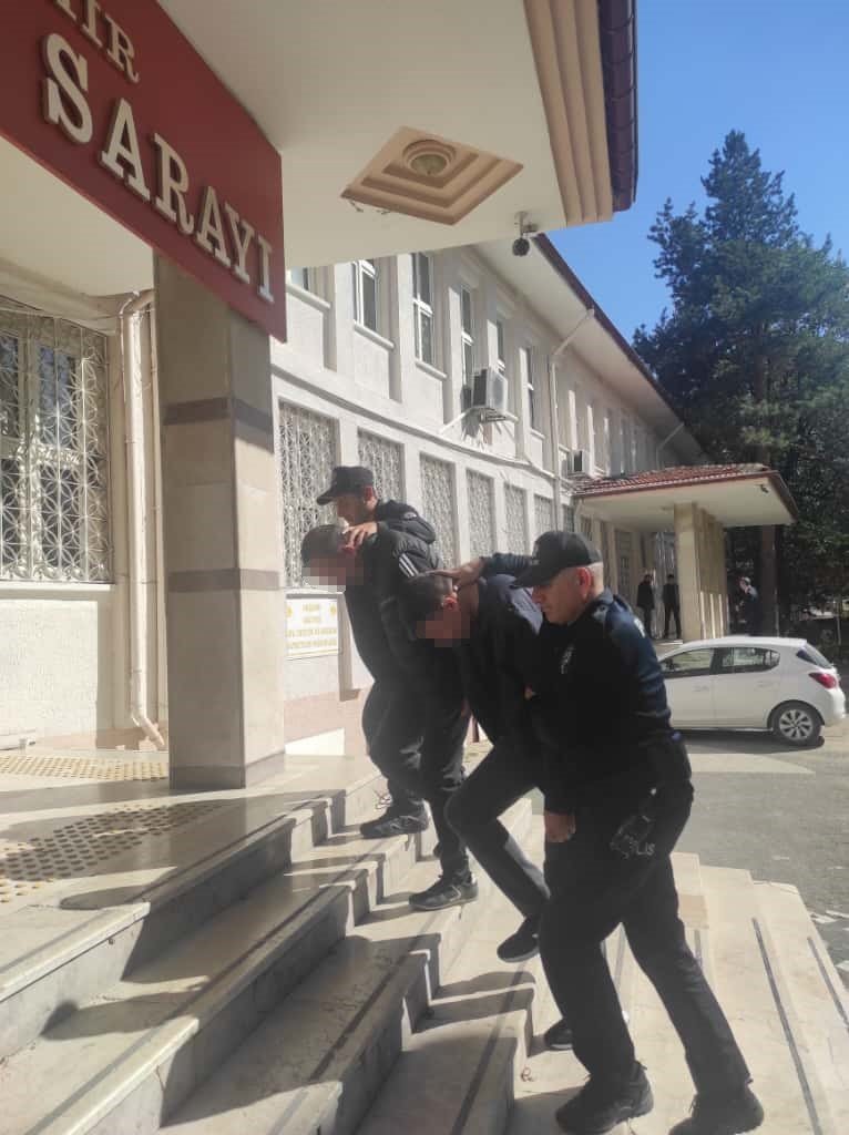 Akşehir’de Gümrük Kaçağı Sigara Operasyonu