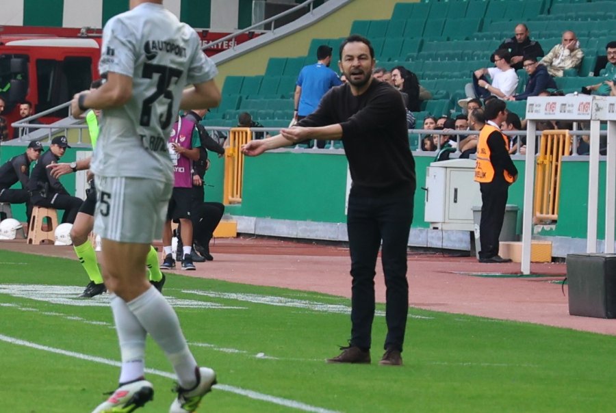 Trendyol Süper Lig: Konyaspor: 0 - Kocaelispor: 1 (ilk Yarı)