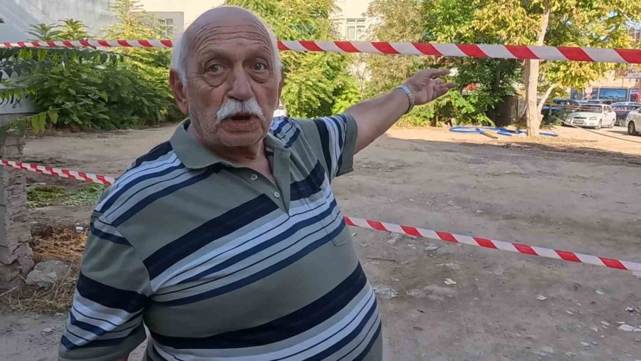 Yaşlı Adamın Park Yerini Unuttuğu Aracını Polis 2 Dakikada Buldu