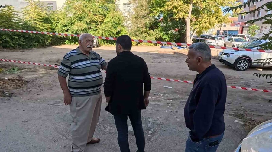 Yaşlı Adamın Park Yerini Unuttuğu Aracını Polis 2 Dakikada Buldu