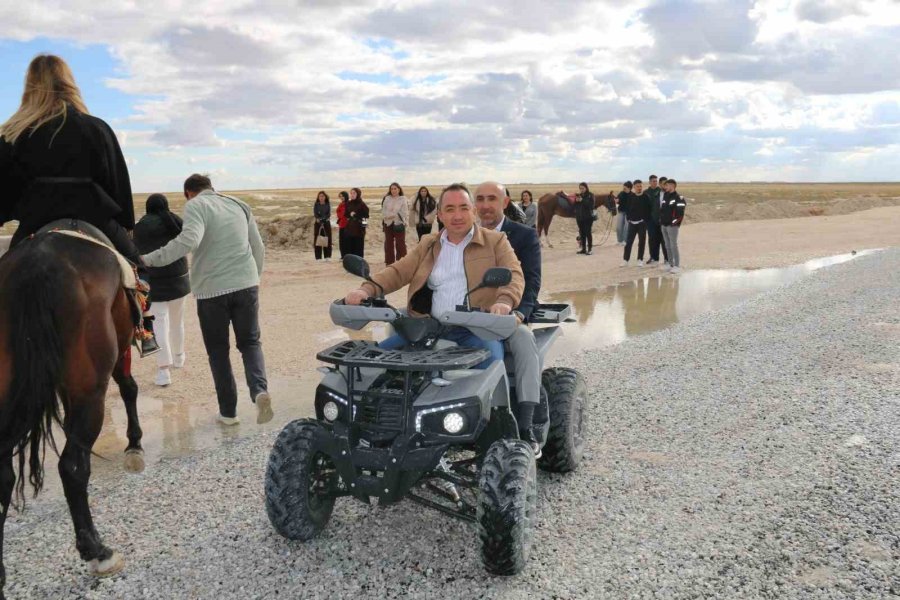 Tuz Gölü’ndeki Tuz Odaları Sağlık Turizmine Katkı Sunuyor