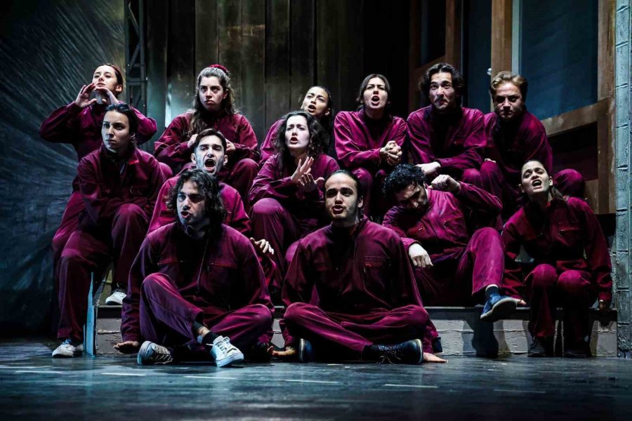 Tiyatronun Kalbi Antalya’da Atacak