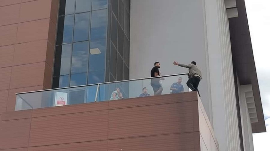 Eşinin Terk Etmesine Sinirlenen Şahıs, Yine Eşi Tarafından İkna Edildi