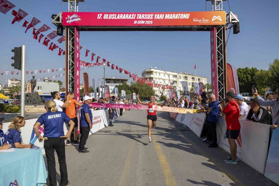 Uluslararası Tarsus Yarı Maratonu’nda Türk Sporcular Damga Vurdu
