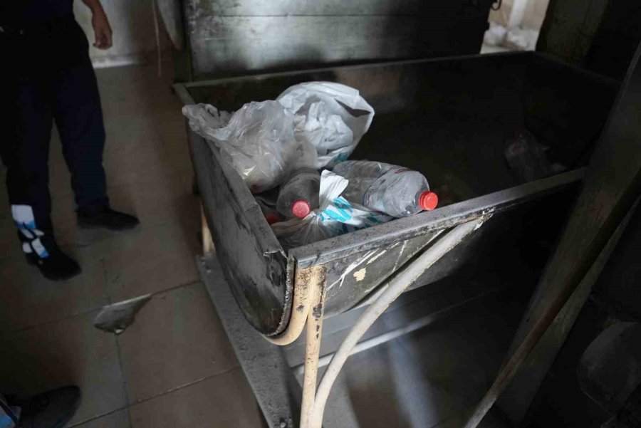 Hijyen Kurallarına Uymayan 2 Fırın Kapatıldı