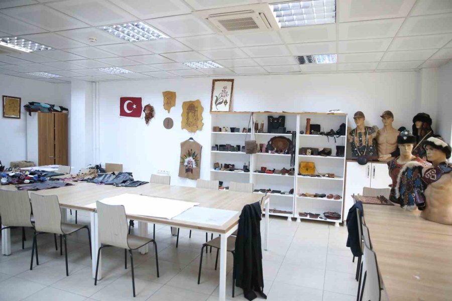 Niğde’de Gençlik Merkezleri Faaliyetleri Anlatıldı