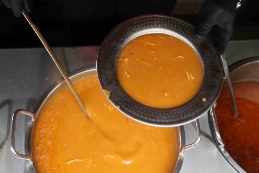 Çocukların Dahi Tükettiği Kış Çorbaları: "kelle Ve Arabaşı"