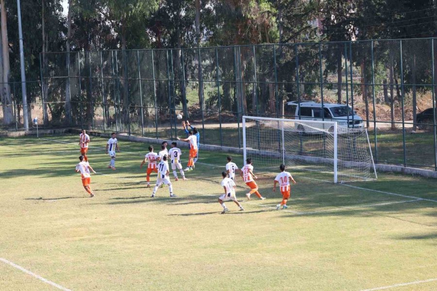 Akdeniz Belediye Spor Yine Kazandı