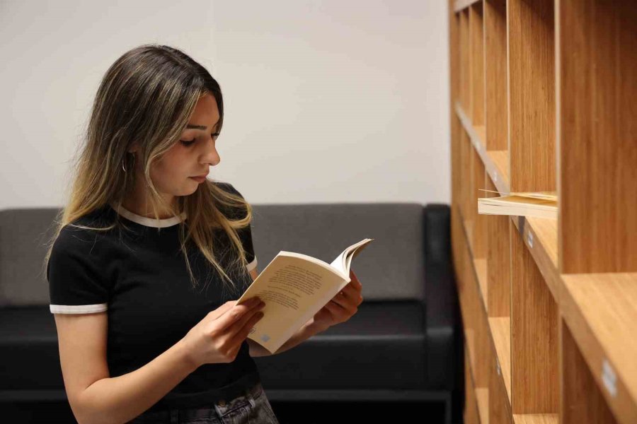 Öğrenciler Uygun Fiyata Otel Konforunda Hizmet Alıyor