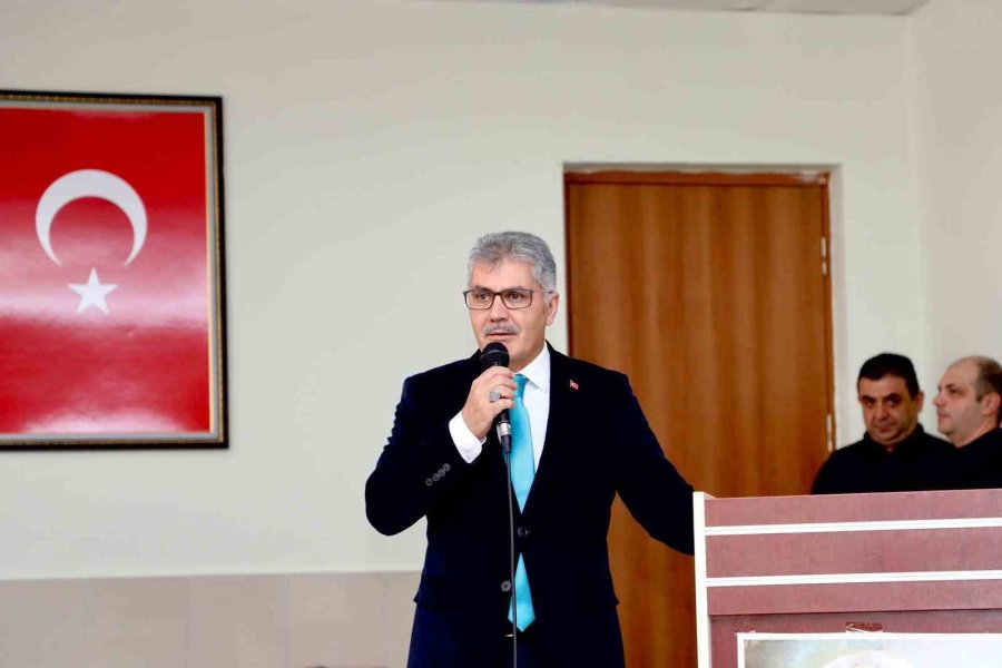 Cumhuriyetin 102. Yılında Öğrencilere Anlamlı Hediye