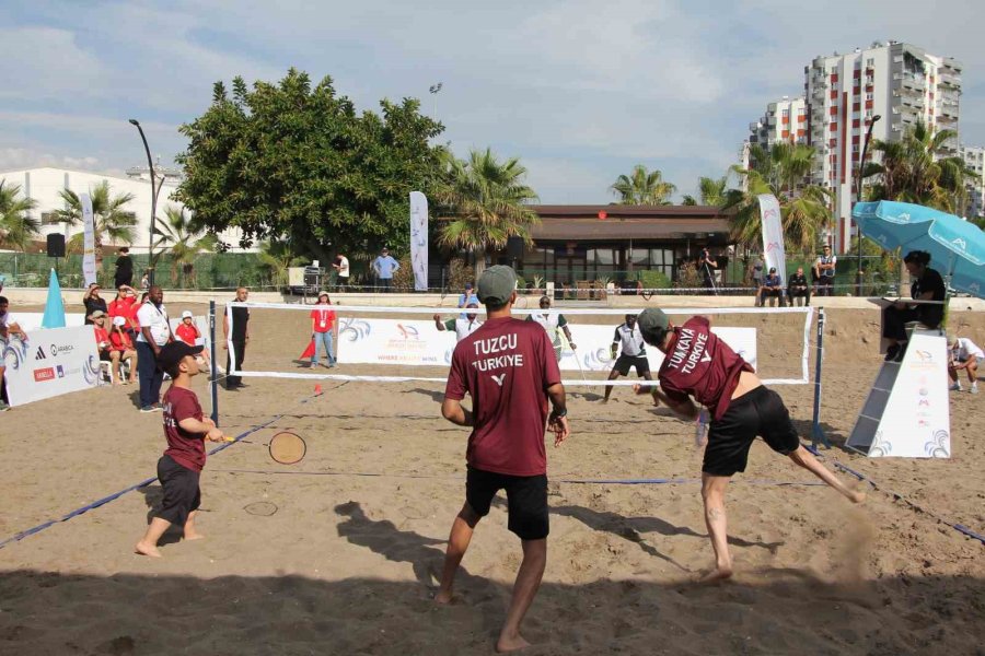 Mersin’de Dünyada İlk Kez Düzenlenen Bedensel Engelliler Plaj Oyunları Başladı