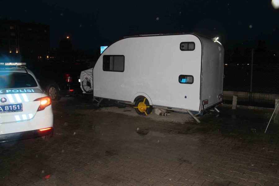 Karavanda Kalan Yaşlı Adamdan Haber Alınamıyor