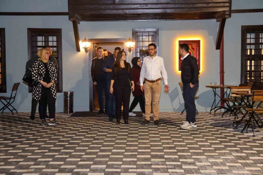 Turizm Rehberlerinden Sırçalı Hotel’e Tam Not