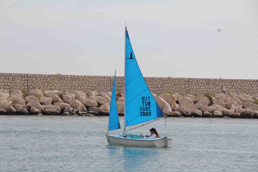 Mersin’de Dünya Bedensel Engelliler Plaj Oyunları’nda İlk Gün Tamamlandı