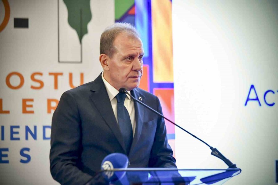 Başkan Seçer: "kadınların Önündeki Engeller Kalktığında Kentlerin De Ufku Genişler"