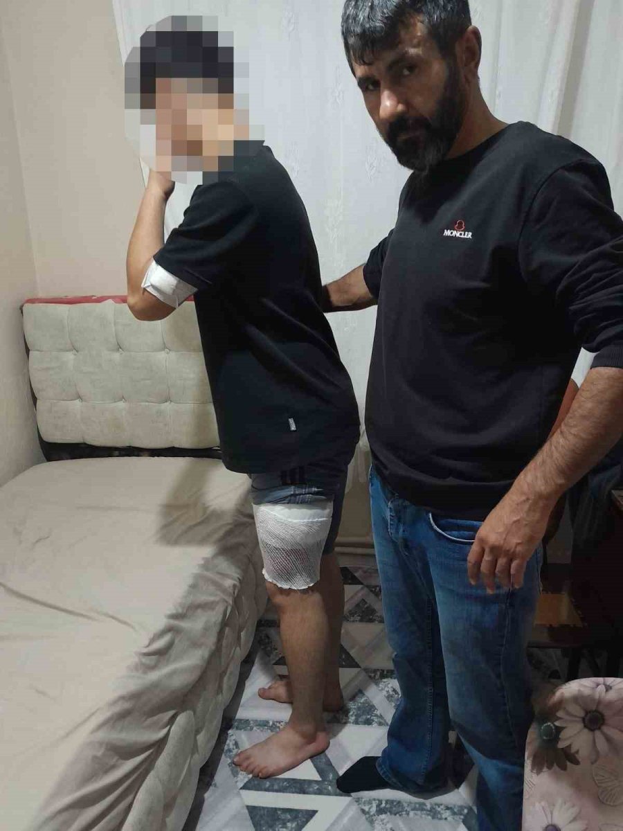 Okulda Başlayan Kavga Okul Dışına Taştı, Liseli Çocuk Bıçaklandı